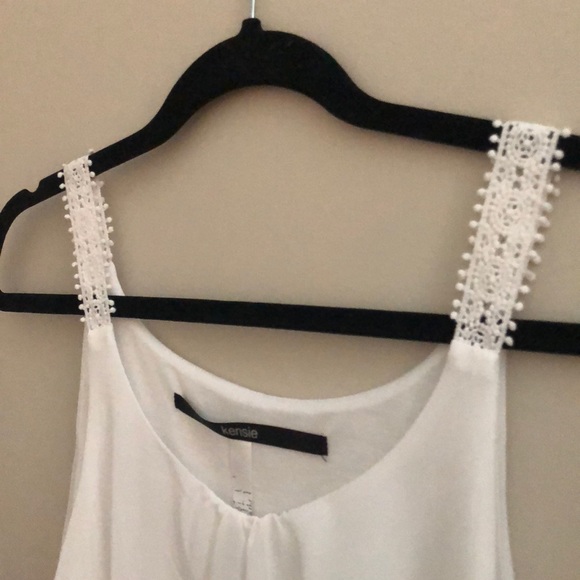 White tank/cami with crochet straps - Picture 2 of 3